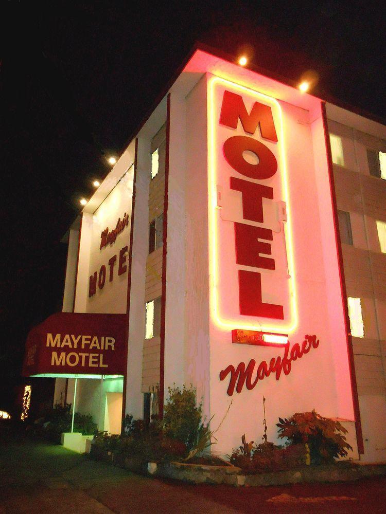 Mayfair Motel Victoria Ngoại thất bức ảnh